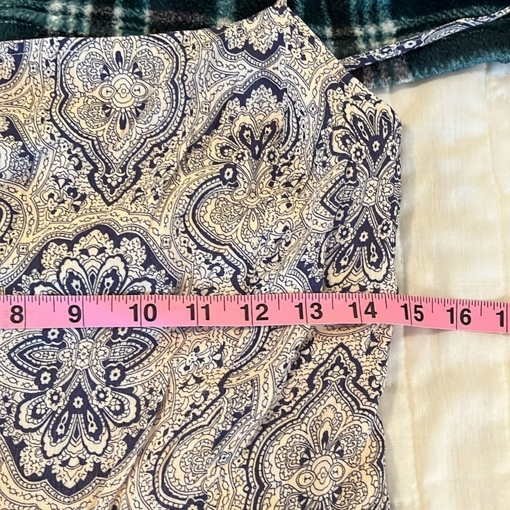 Hem & Thread Women’s Tan And Blue Paisley Jumpsuit Size Small NWT - Picture 6 of 11